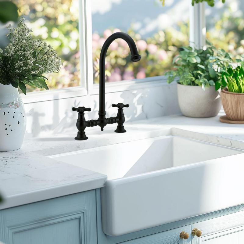 PB Nostalgische Brugkeukenkraan mat zwart ronde uitloop met sterknoppen 1208954671